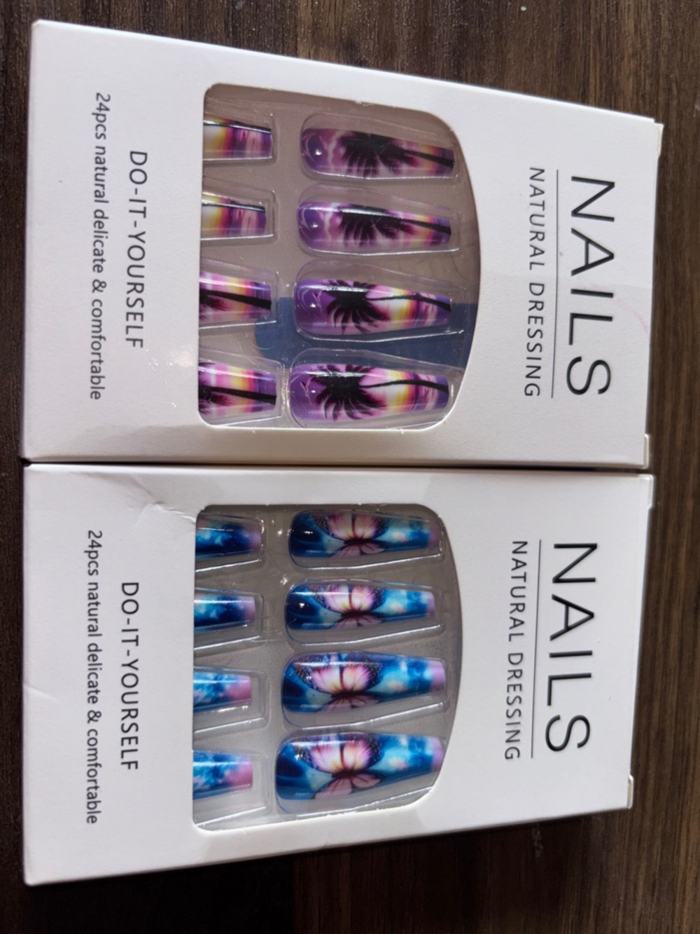 Natural Dressing Press-On Nail Set - Purple & Blue Floral Designs
